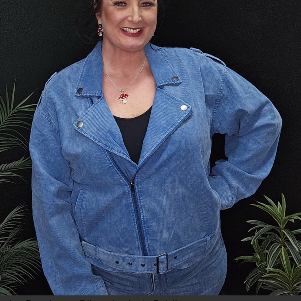🔥 SALE  ODDY Women's Blue Denim Jacket 3XL NWT